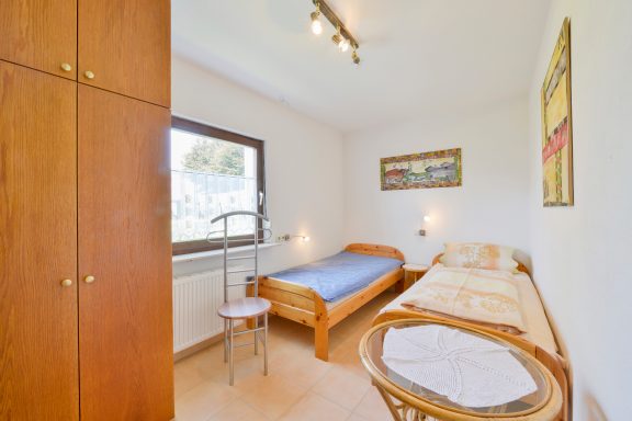 Wohnung 1, Schlafzimmer 2